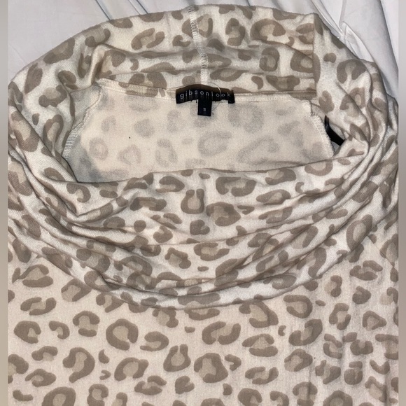 Nwt Gibsonlook Leopard Sweater Size S - Picture 3 of 7